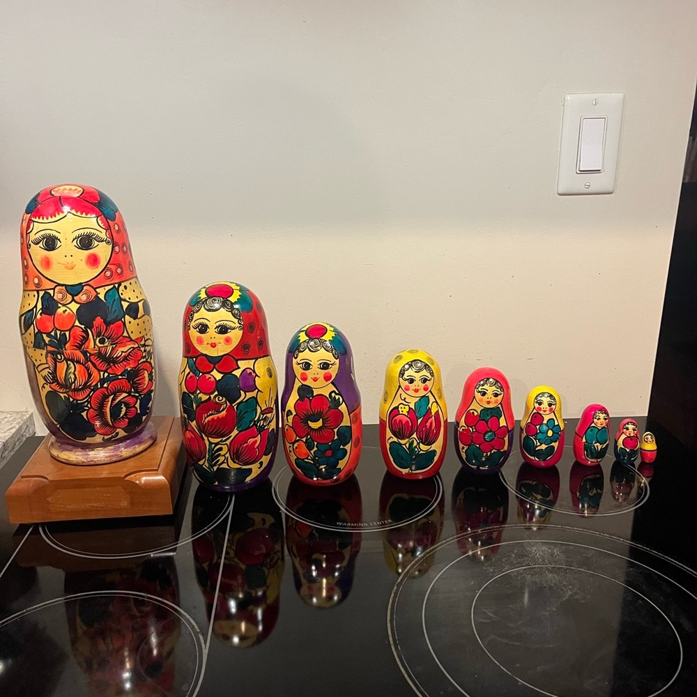 Vintage Russian Nesting Dolls Set of 10